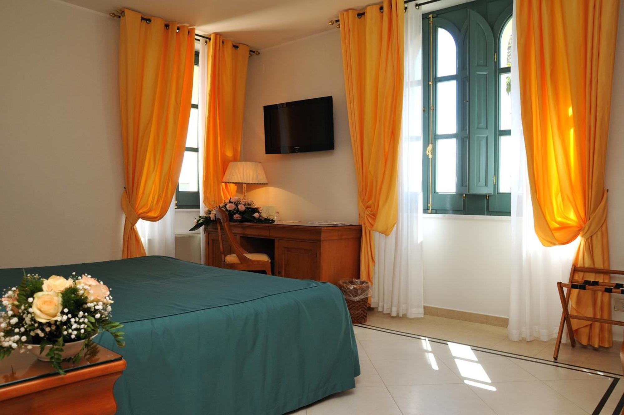 Comfort Double or Twin Room
